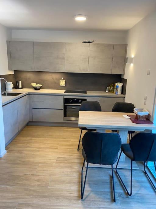Apartmán Via Hofer Brunico Exteriér fotografie